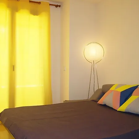 Apartup Yellow Opera View Apartamento Valencia