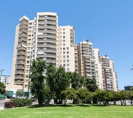 Apartup Yellow Opera View